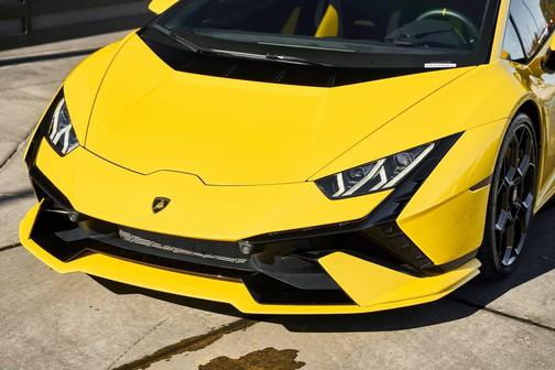 2023 Lamborghini Huracan Tecnica Coupe