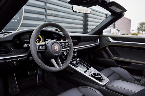 2025 Porsche 911 Turbo S