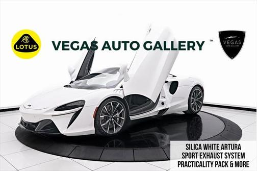 2023 McLaren Artura