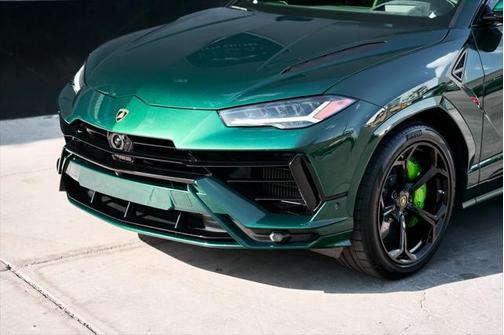 2024 Lamborghini Urus S