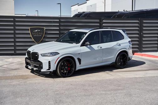 2025 BMW X5 M60i