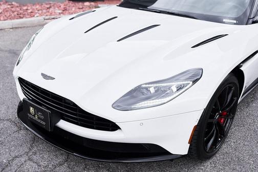2020 Aston Martin DB11 AMR