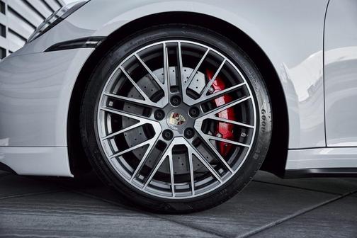 2024 Porsche 911 Turbo