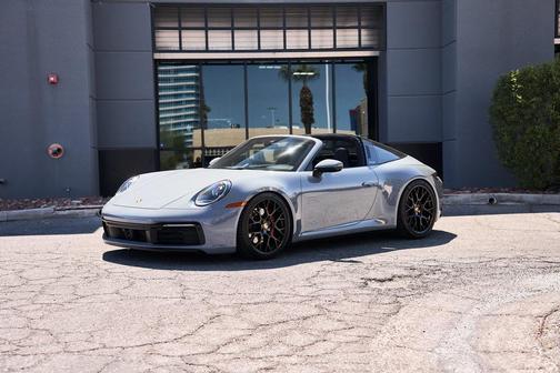 2023 Porsche 911 Targa 4 GTS