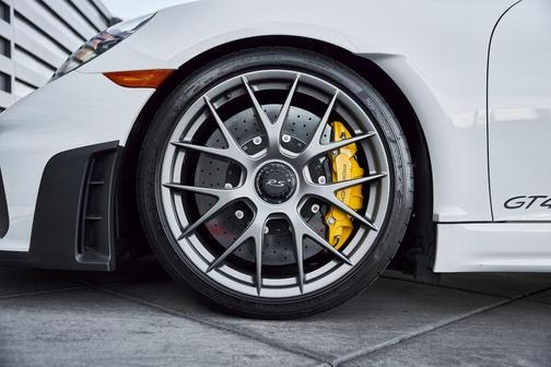 2024 Porsche 718 Cayman GT4 RS