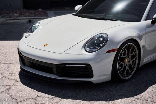 2023 Porsche 911 Carrera 4S