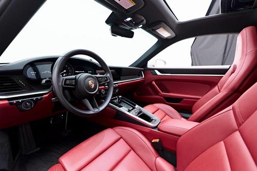 2023 Porsche 911 Carrera 4S