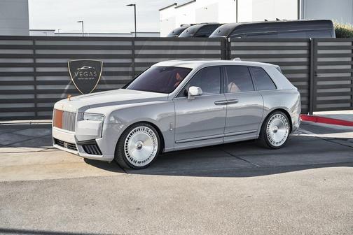 2025 Rolls-Royce Cullinan Base