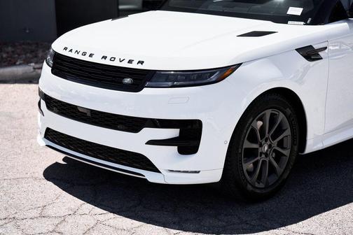 2024 Land Rover Range Rover Sport SE
