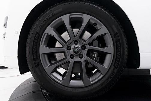 2024 Land Rover Range Rover Sport SE