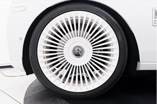 2021 Rolls-Royce Cullinan Base