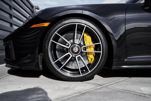 2021 Porsche 911 Turbo S