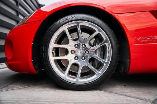 2003 Dodge Viper SRT10