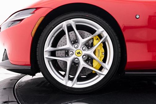 Rosso Corsa 2024 Ferrari Roma Spider Base