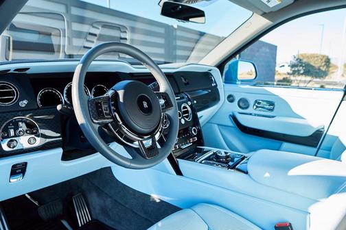 2022 Rolls-Royce Cullinan Black Badge