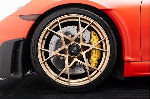 2024 Porsche 718 Cayman GT4 RS