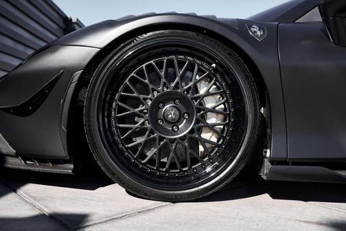 2022 Ferrari SF90 Stradale Base