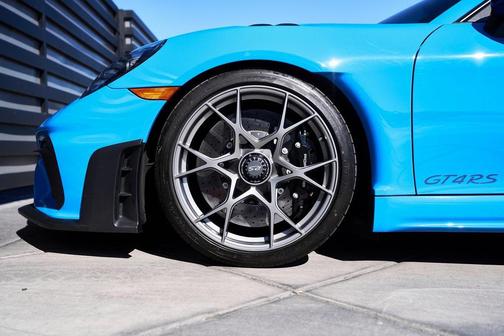 2023 Porsche 718 Cayman GT4 RS
