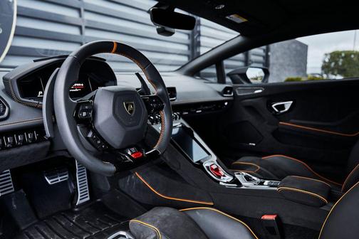 Blu Astraeus Metallic 2023 Lamborghini Huracan Sterrato Base