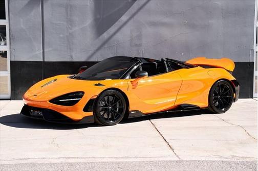 2022 McLaren 765LT Spider