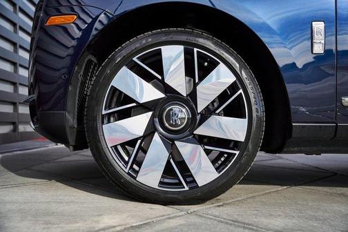 2022 Rolls-Royce Cullinan 