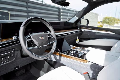 2026 Cadillac Escalade Sport Platinum