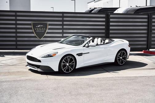 2017 Aston Martin Vanquish Volante