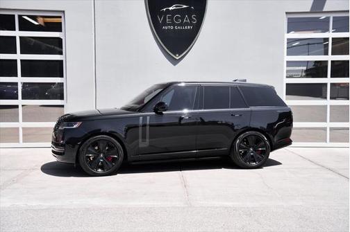 2023 Land Rover Range Rover P530 SE