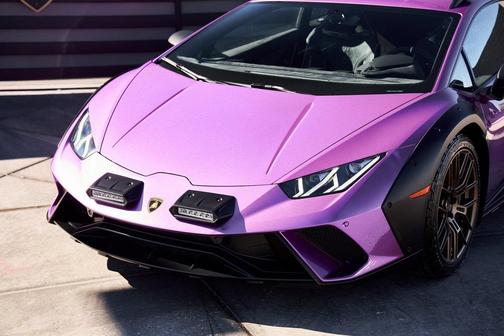 2024 Lamborghini Huracan Sterrato Base