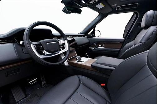2024 Land Rover Range Rover P530 SE