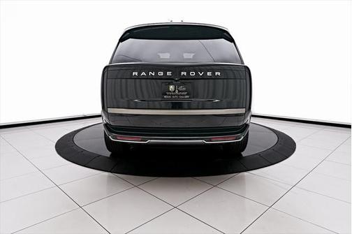 2024 Land Rover Range Rover P530 SE
