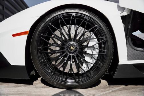 2017 Lamborghini Aventador LP750-4 Superveloce