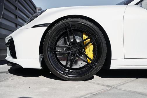 2025 Porsche 911 Turbo S