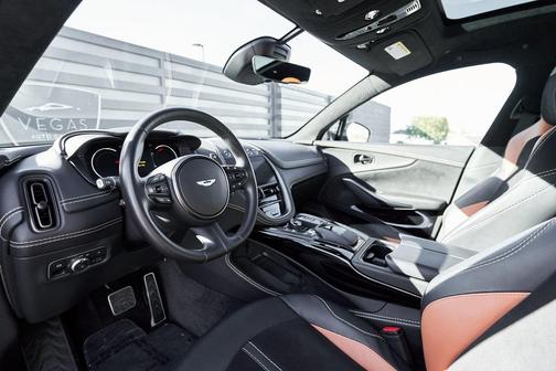 2023 Aston Martin DBX 707