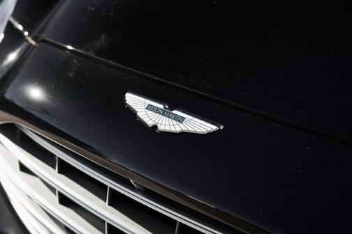 2023 Aston Martin DBX 707