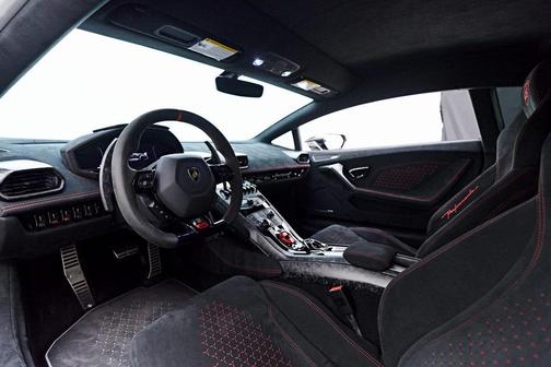 2018 Lamborghini Huracan Performante