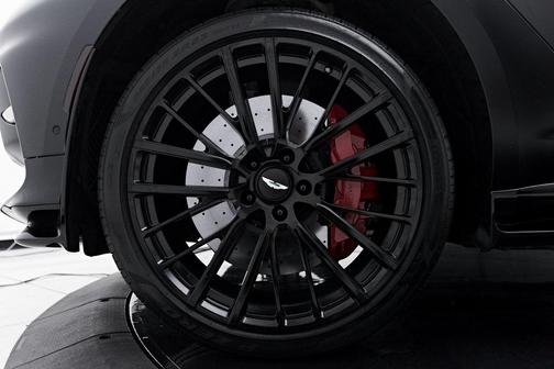 2023 Aston Martin DBX 707