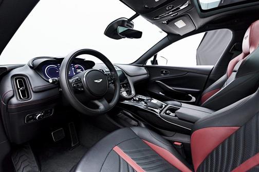 2023 Aston Martin DBX 707
