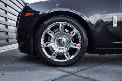 2012 Rolls-Royce Ghost Base