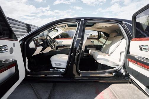 2012 Rolls-Royce Ghost Base