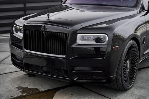 2019 Rolls-Royce Cullinan Base