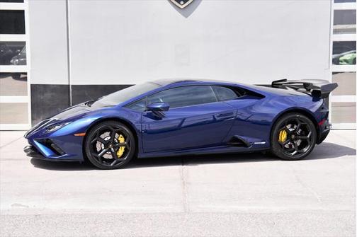 2021 Lamborghini Huracan EVO Coupe