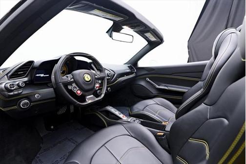 2019 Ferrari 488 Spider Base