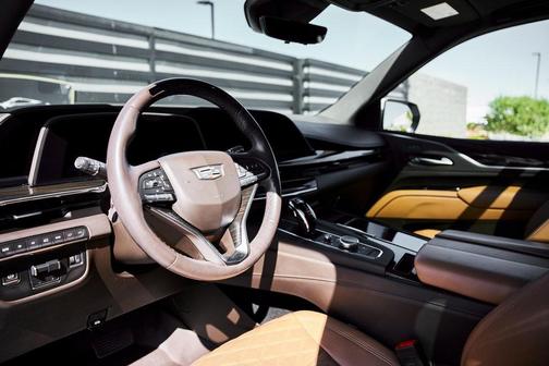 2023 Cadillac Escalade ESV Sport