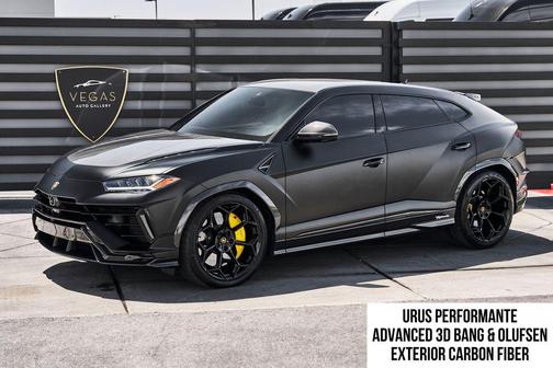 2024 Lamborghini Urus Performante