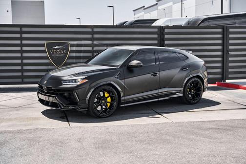 2024 Lamborghini Urus Performante