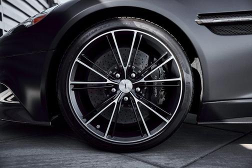 2014 Aston Martin Vanquish V12