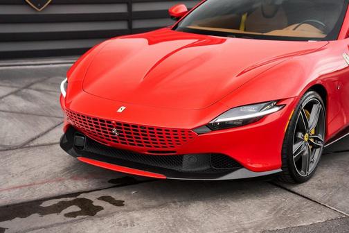 2023 Ferrari Roma Base