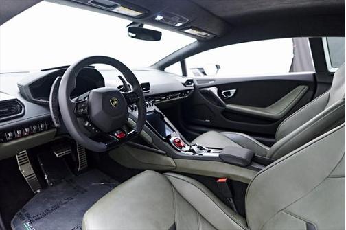 2021 Lamborghini Huracan EVO Base