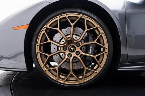 2021 Lamborghini Huracan EVO Base
